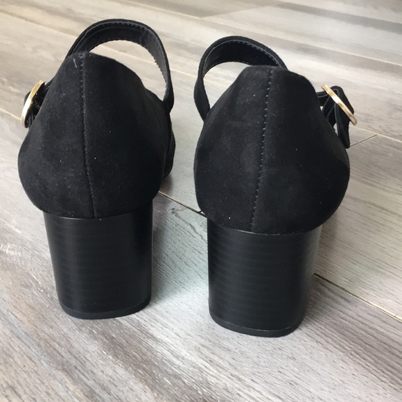 Black shoes - Picture 2 of 4